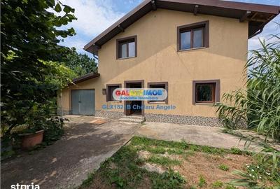 Casă cu 5 camere cu Teren 2000 Mp în Gruiu