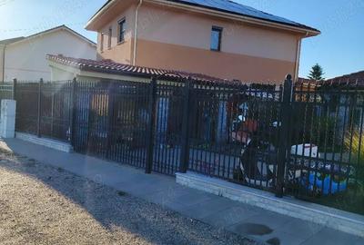 Casă cu Teren 430 Mp în Plopi - 3