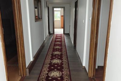 Casă cu 5 camere cu Teren 1000 Mp în Bariera Vâlcii - 3
