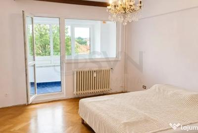 Apartament cu 3 camere decomandat în Dorobanți