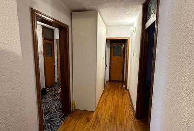 Apartament cu 4 camere decomandat în Văcăresti - 7