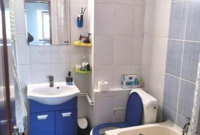 Garsonieră decomandată în Poarta 6 - 4