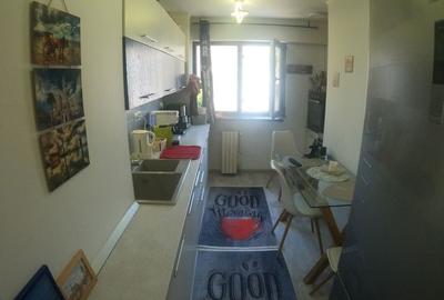 Apartament cu 4 camere decomandat în Uiești - 7
