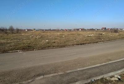 Teren de 2150 mp, în Central - 1