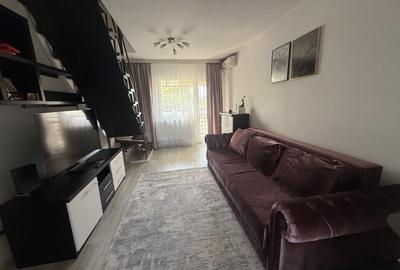Apartament cu 3 camere, mobilat în Baba Novac