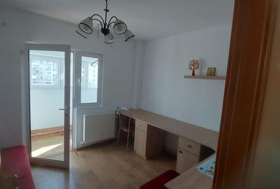 Apartament cu 3 camere decomandat în Gheorghe Doja - 2