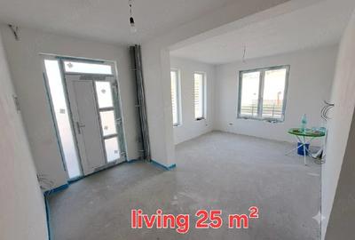 Casă cu Teren 202 Mp în Central