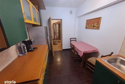 Apartament cu 3 camere decomandat în Păcurari - 1