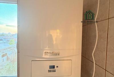 Apartament cu 3 camere decomandat în Micro 5 - 4