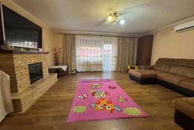 Apartament cu 3 camere decomandat în Zorilor - 2