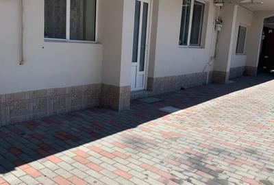 Apartament cu 2 camere semidecomandat în Între Lacuri - 1