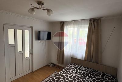 Casă cu 2 camere cu Teren 484 Mp în Ciocănești