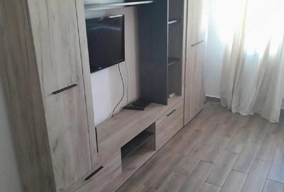 Garsonieră decomandată în Central - 1