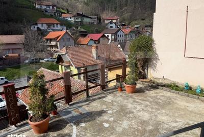 Casă cu 2 camere în Schei