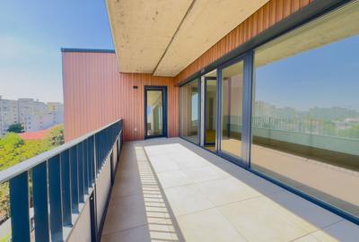 Apartament cu 3 camere decomandat, mobilat în Doamna Ghica