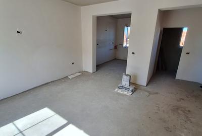 Duplex cu 3 camere cu Canalizare în Sânandrei - 6