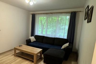 Apartament cu 2 camere semidecomandat, mobilat în Săsar