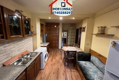 Apartament cu 2 camere decomandat în Banca Națională
