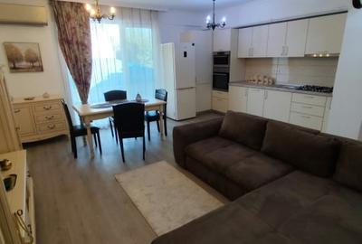 Apartament cu 3 camere decomandat, mobilat în Iancu Nicolae