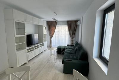Apartament cu 3 camere decomandat, mobilat în 9 Mai