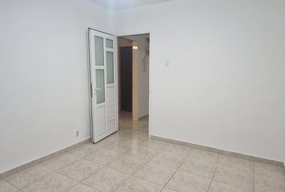 Apartament cu 2 camere decomandat în Drumul Taberei