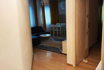 Apartament cu 3 camere decomandat în 9 Mai - 2