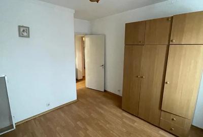 Apartament cu 3 camere decomandat în Central - 4