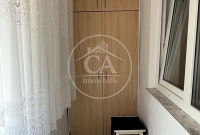 Apartament cu 3 camere decomandat în Rogerius