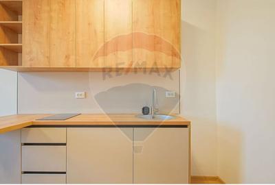 Apartament cu 1 camere decomandat în Tractorul - 2