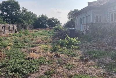 Teren de 1200 mp, în Tărtășești - 2