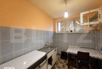 Apartament cu 2 camere decomandat în Calea București