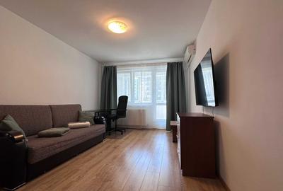 Apartament cu 3 camere decomandat în Dristor