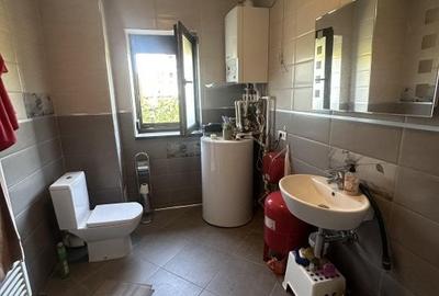Casă individuală cu 5 camere cu Teren 2450 Mp în Rahova - 7
