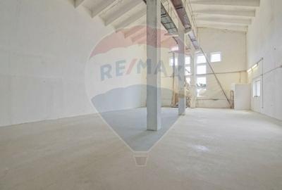 Spațiu comercial, de 1,716 mp, în Central