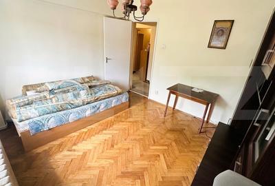 Apartament cu 4 camere decomandat în Progresul