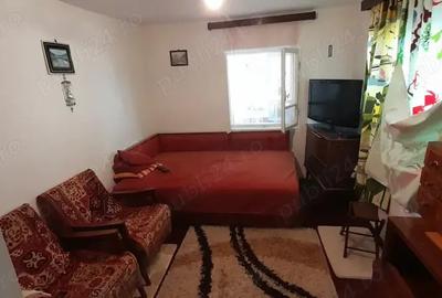Casă cu 6 camere în Tecuci - 4