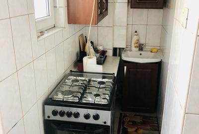 Garsonieră decomandată în Central