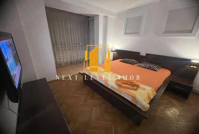 Apartament cu 3 camere decomandat, mobilat în Ultracentral