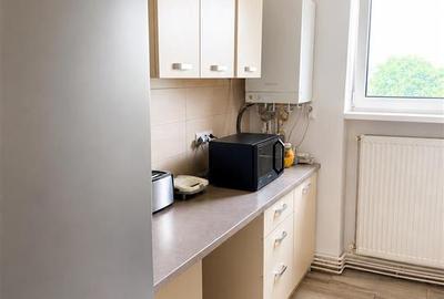 Apartament cu 2 camere semidecomandat, mobilat în Brașovul Vechi