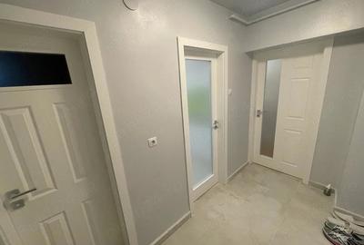 Apartament cu 2 camere decomandat în 22 Decembrie - 2