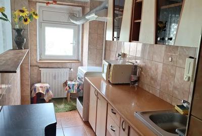 Garsonieră decomandată în 13 Septembrie