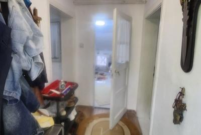 Casă cu 2 camere cu Teren 400 Mp în Central