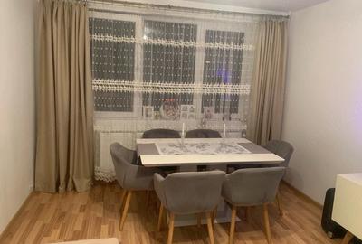 Apartament cu 3 camere decomandat în Rahova - 3