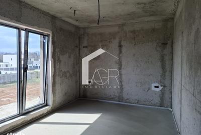 Casă cu 4 camere în Păulești - 12