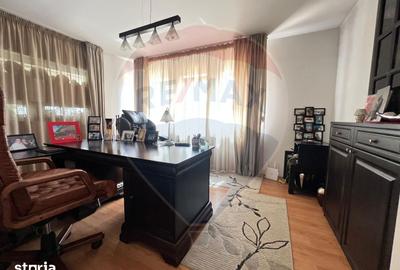 Casă cu 8 camere cu Teren 843 Mp în 1 Decembrie - 5