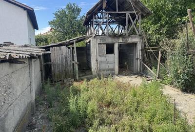 Casă cu 3 camere în Prundeni