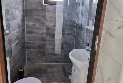 Casă cu 3 camere cu Teren 234 Mp în Central - 2