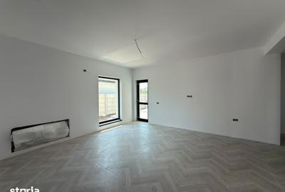 Casă cu 4 camere cu Teren 427 Mp în Berceni