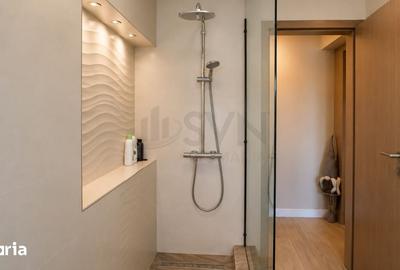 Apartament cu 4 camere decomandat în Victoriei