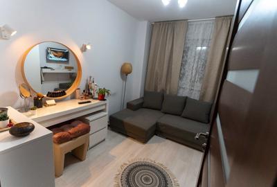 Apartament cu 3 camere semidecomandat în Theodor Pallady